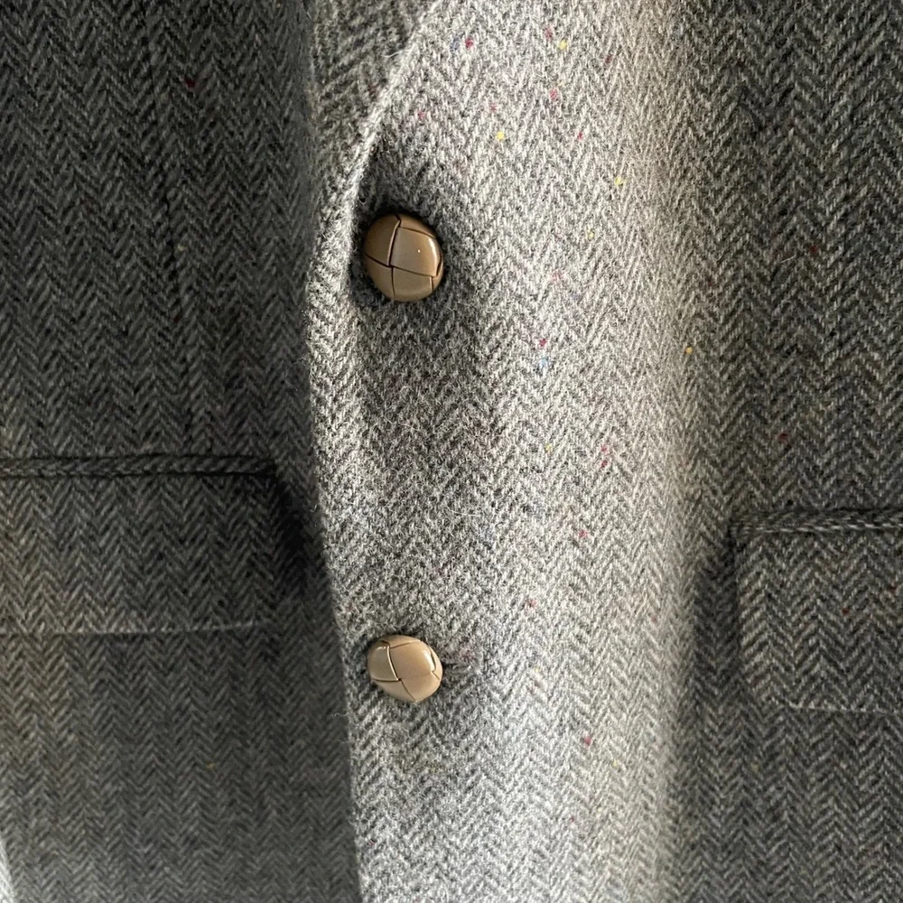 Farah Clothing Co Men's Herringbone Tweed‎ Blazer Sport Coat 100% Wool 42R Grey